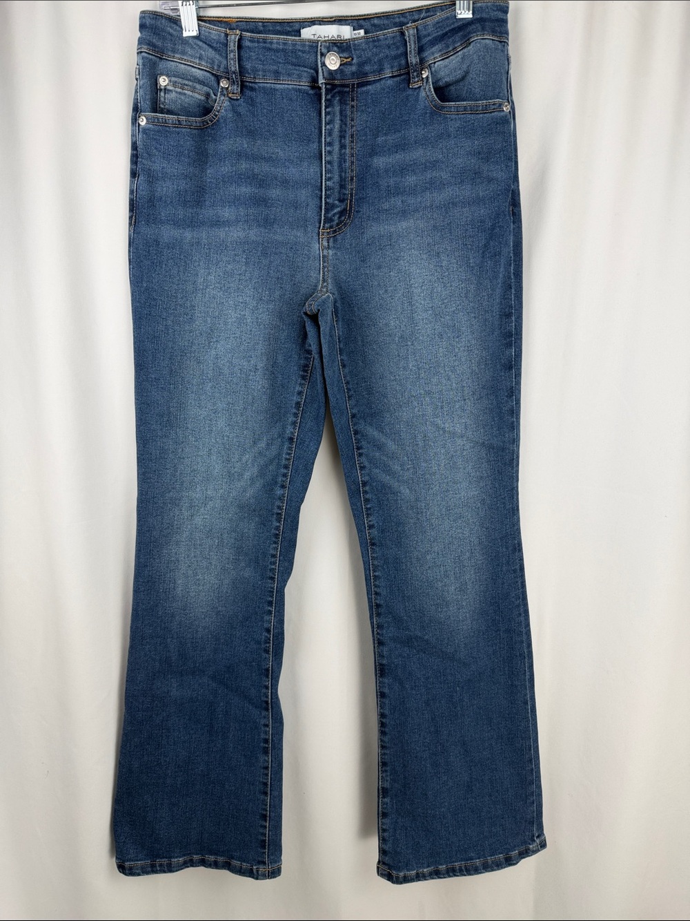 Tahari Belleville Mid Rise Bootcut Jeans Size 10/30 Stretch Denim